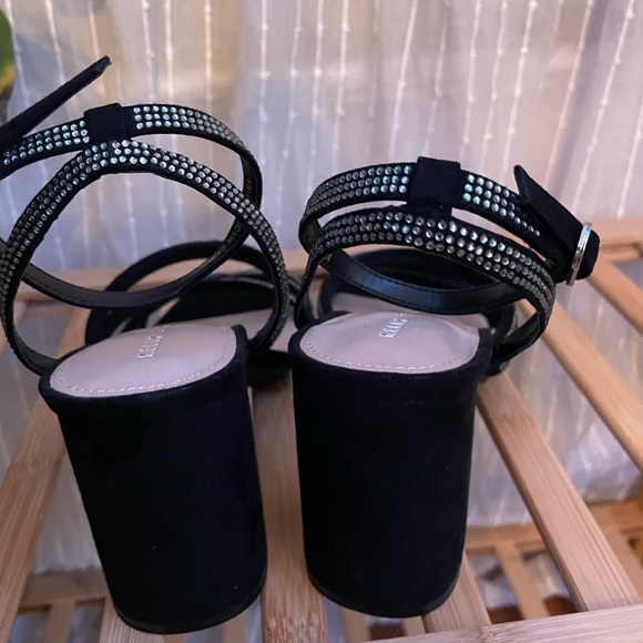 Kelly & Katie Cadene Sandal Size 9 - Picture 3 of 5